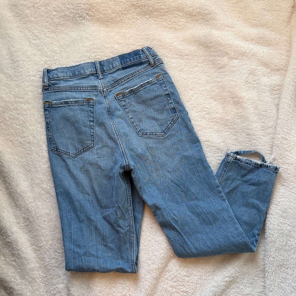 Abercrombie & Fitch The Ankle Straight Ultra High Rise Jeans - Picture 3 of 4